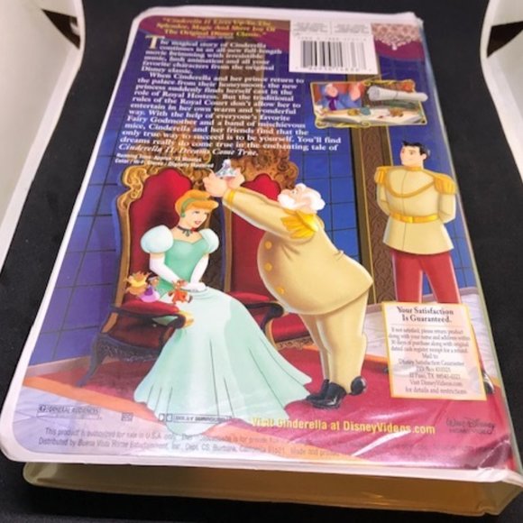 Walt Disney's Cinderella II Dreams Come True VHS - Picture 3 of 3